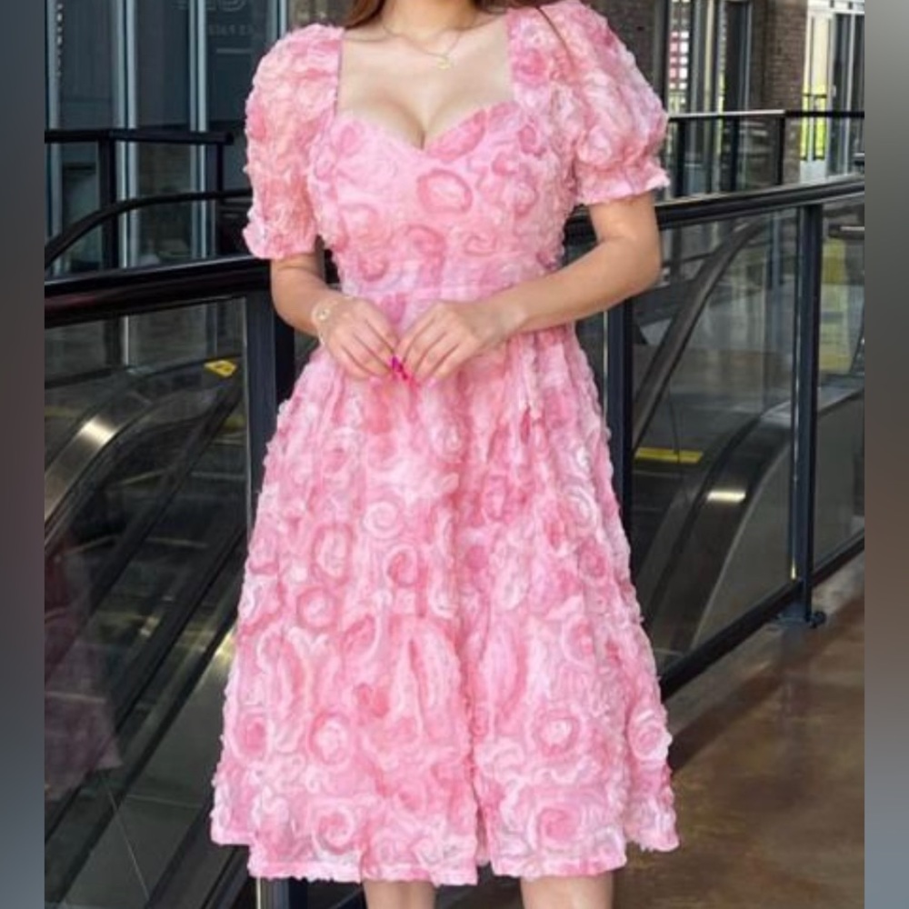Floral pink midi dress